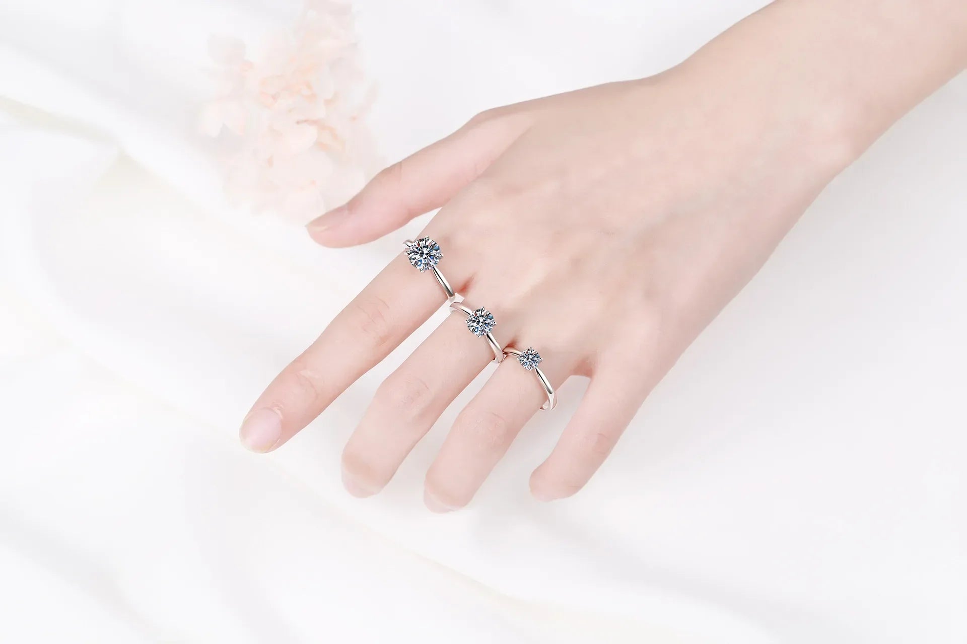 Platinum Pt950 Luxury Rings for Women 0.5/1/2 Carat Moissanite Diamond Ring 18K White Gold Classic Four Claws Wedding Jewelry