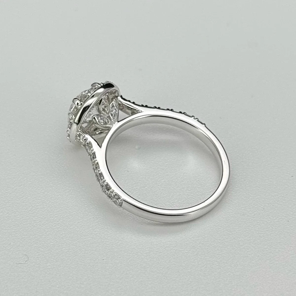 Desire & Fire - 2.47 CARAT D VS1 Lab Grown Pure Diamond