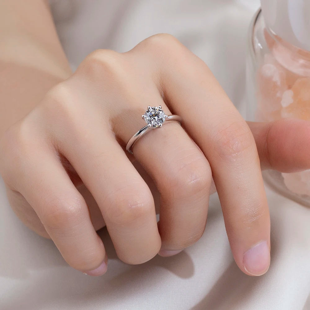 Forever & Fire - 1.5ct IGI Lab Grown Diamond Ring in 18K Gold